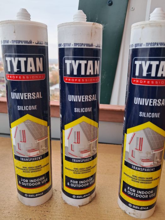 Продам силикон прозрачный.три тюбика за три тысячи.