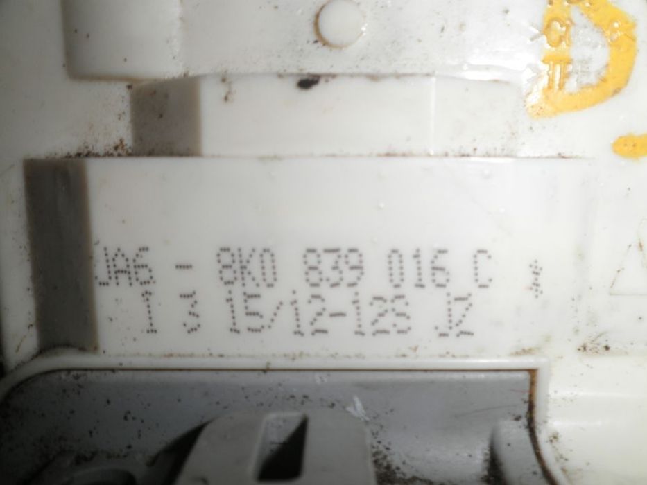 Incuietoare Broasca stanga/ Dreapta Spate  Audi A4 B8 8k0839016c