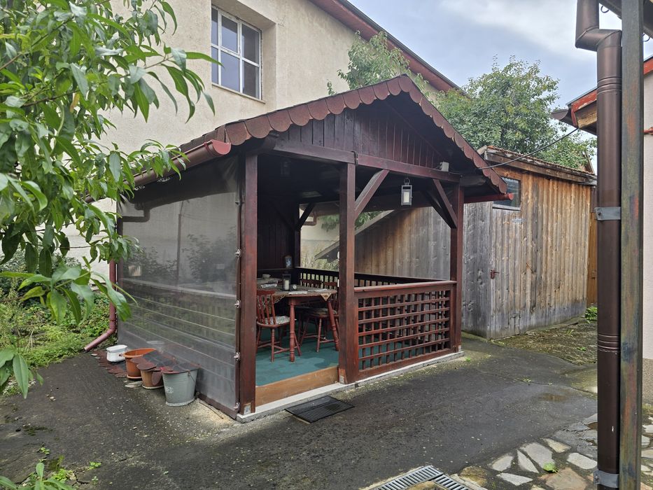 Casa centru / ultracentral  persoana fizica