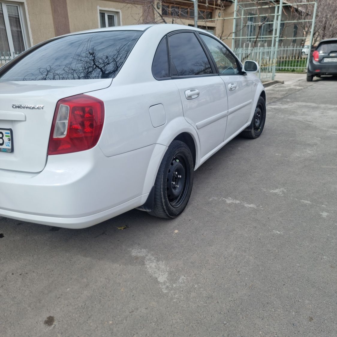 Продается автомобиль lacetti AT