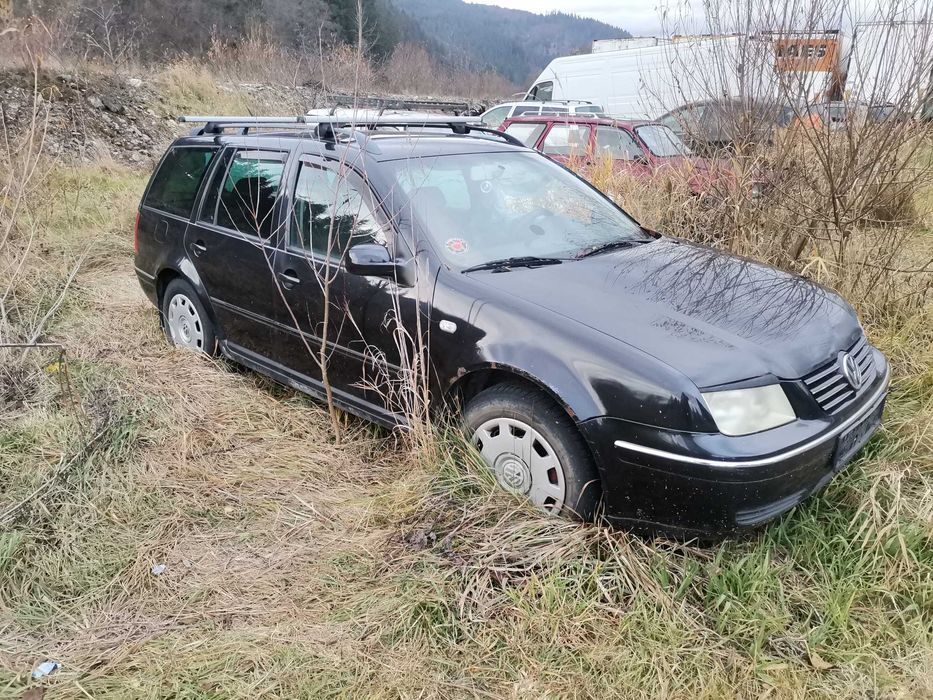 Volkswagen Bora 2003 diesel 1.9 în matriculat ro perfect funcțional,
