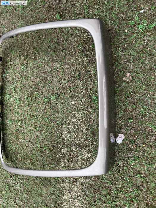 Rama Grila Ornament de la Radio CD Player Consola Centrala Dacia Logan 2 2012 - 2022 [C4532]