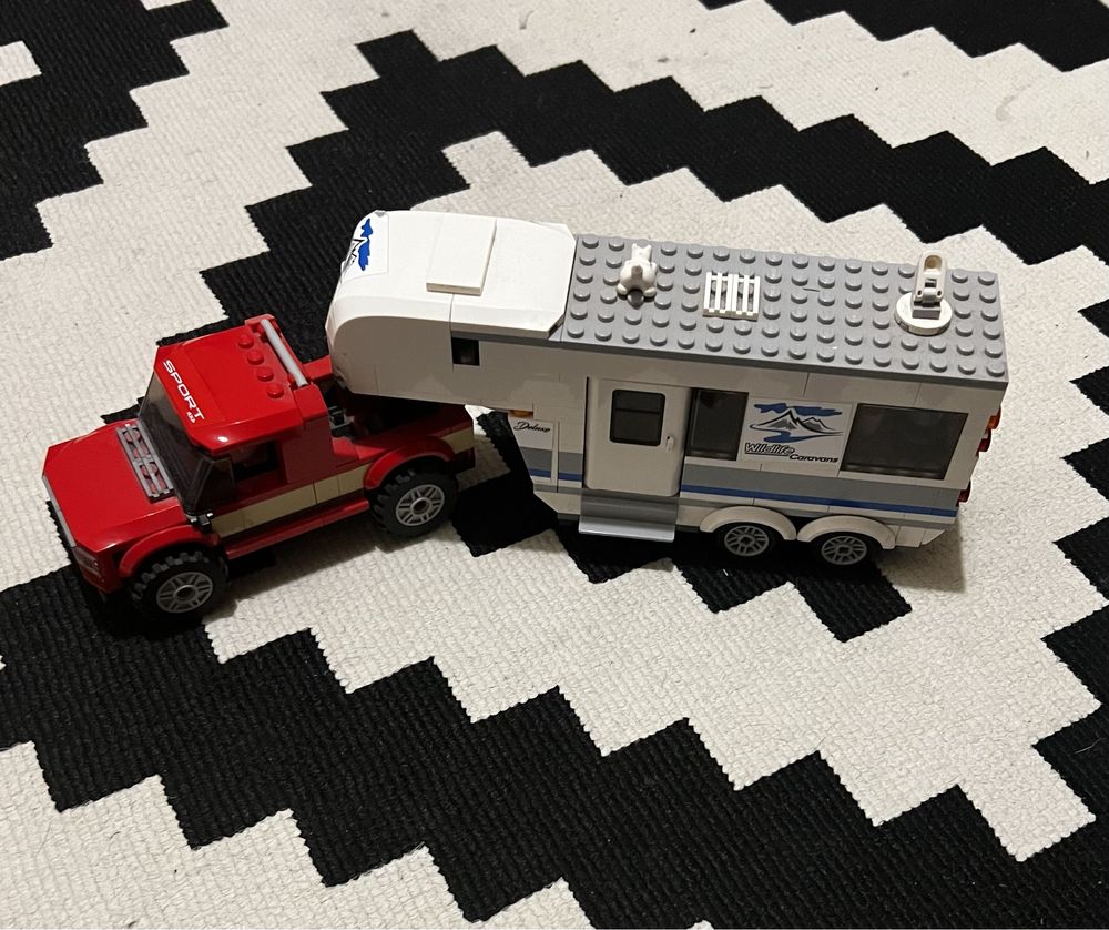 Rulota Lego Camp