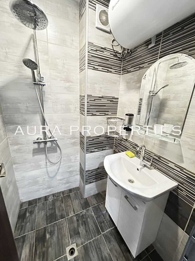 Дава се под наем Двустаен апартамент в Разград, Център - 75 кв.м за 255 € - Снимка #7