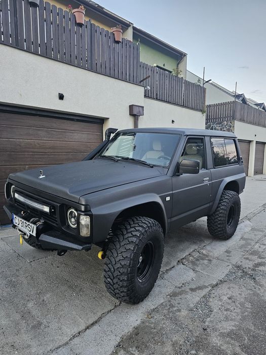 Vând Nisan Patrol  Y 60  motor BMW M57