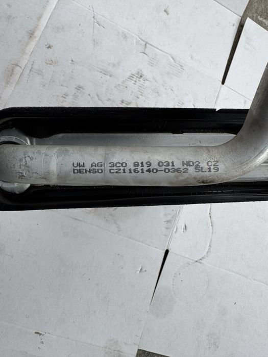 Tevi conducte calorifer radiator habitaclu plansa bord passat b6 b7 cc