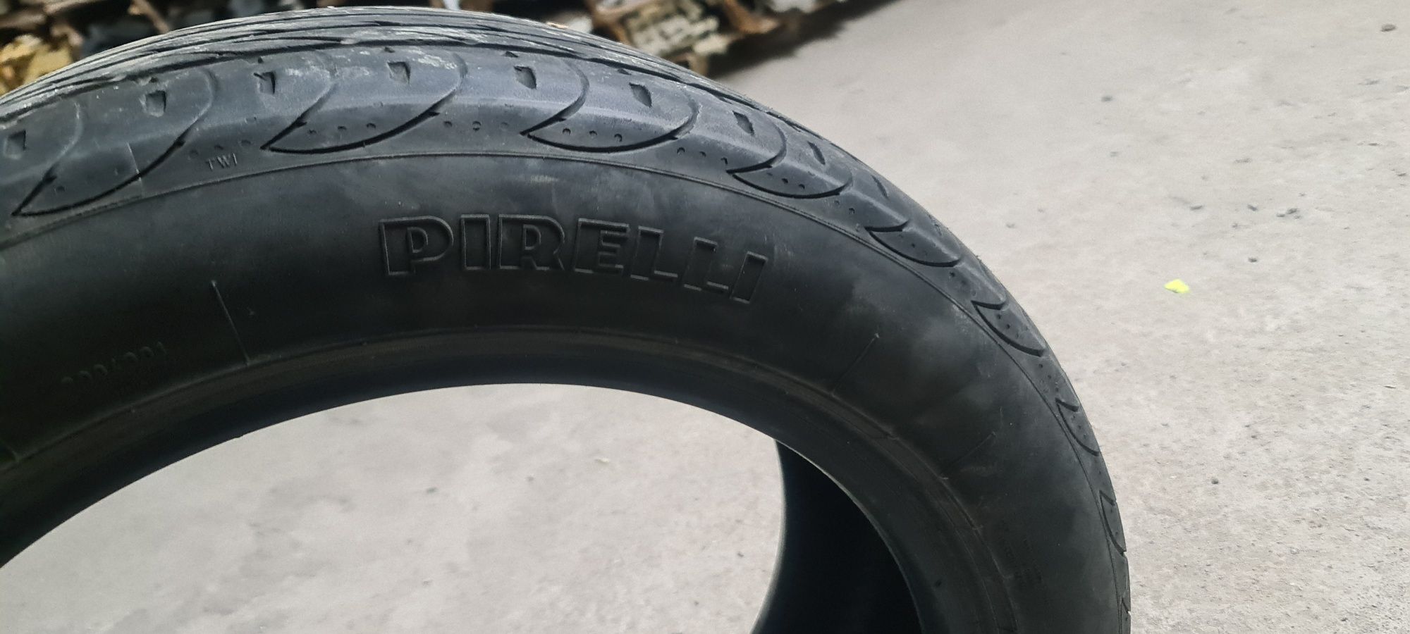 225/50/17 летни гуми Pirelli