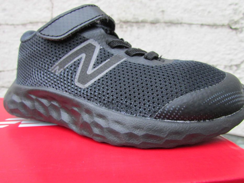 Детски маратонки New Balance 520 V8