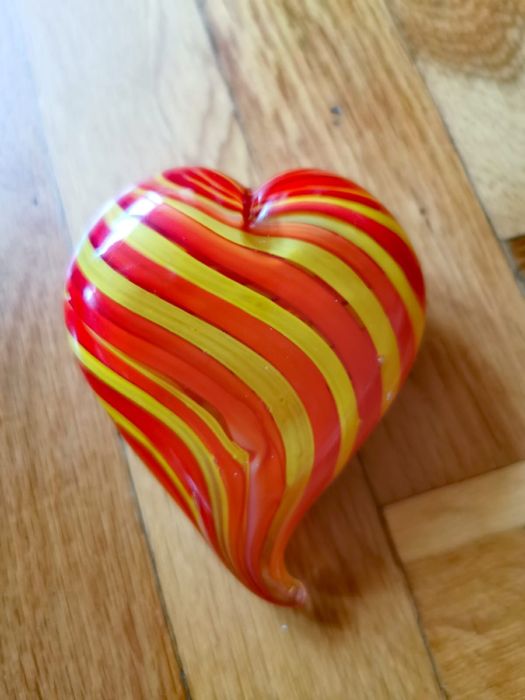 Сърце от муранско стъкло фигура италианско художествено стъкло