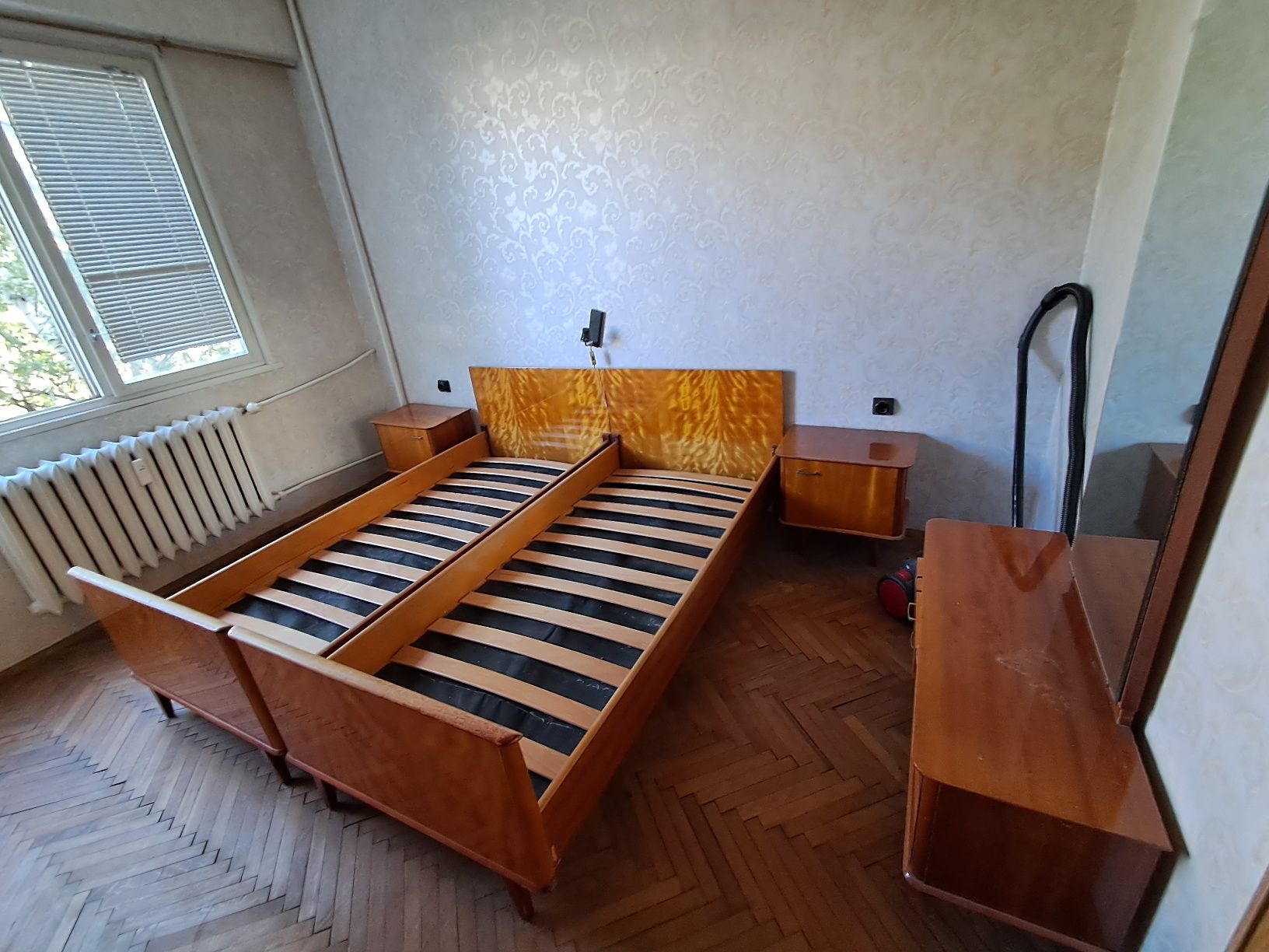 СЕКЦИЯ и Спалня употребявани