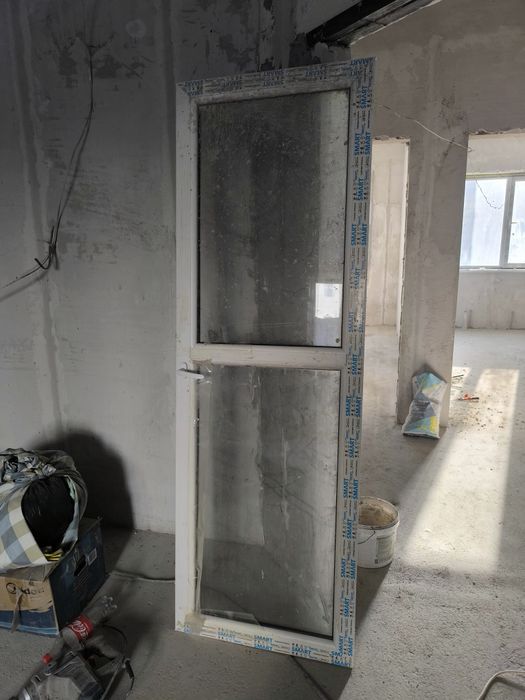 Пластик есік сатылады