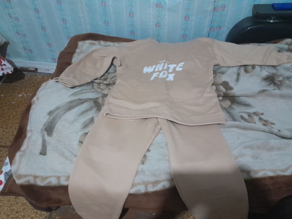 Продам.Новый спортивный костюм
