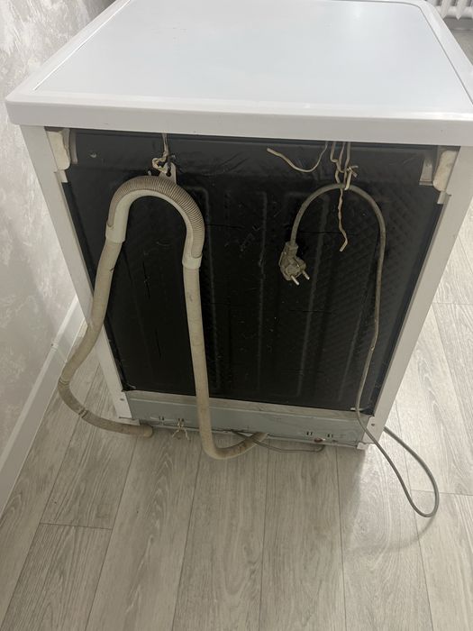 Продам посудомоечную машину BEKO.