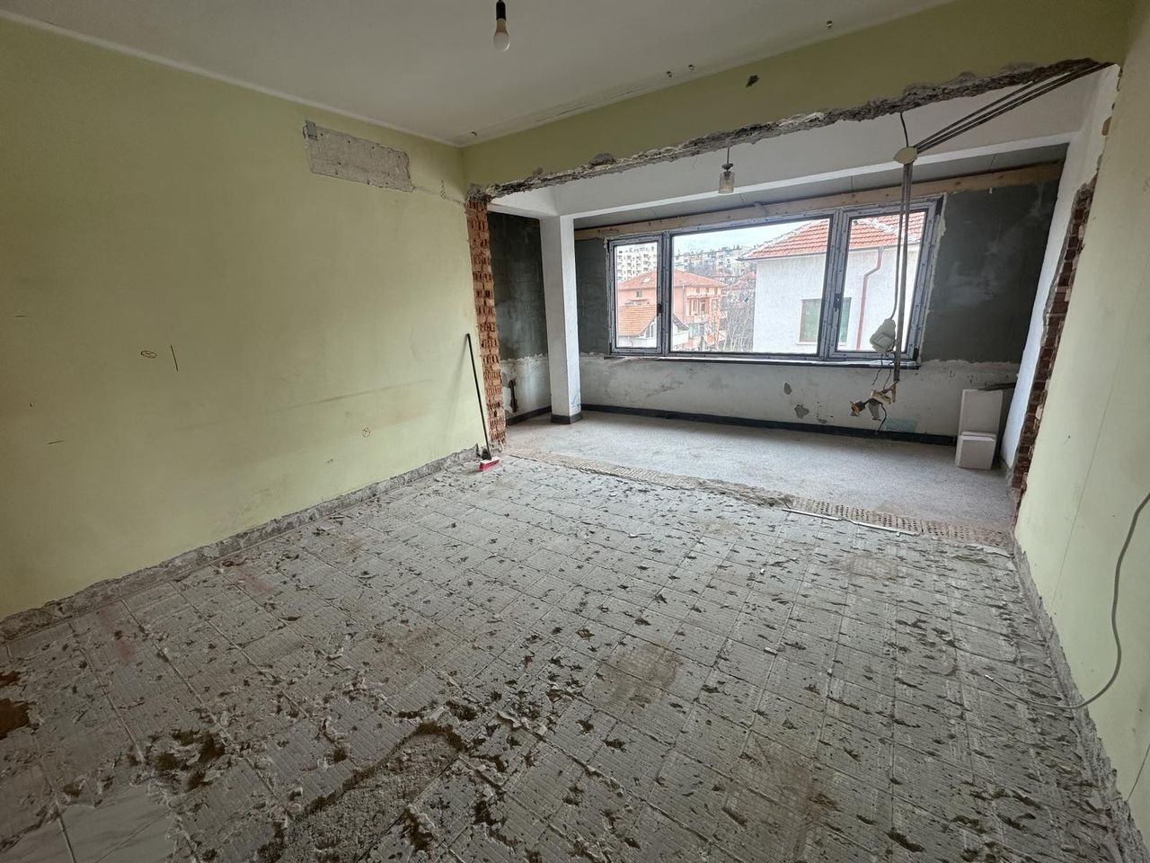 Продава се Четиристаен апартамент в Хасково, Куба - 96 кв.м за 1169 €/кв.м - Снимка #3