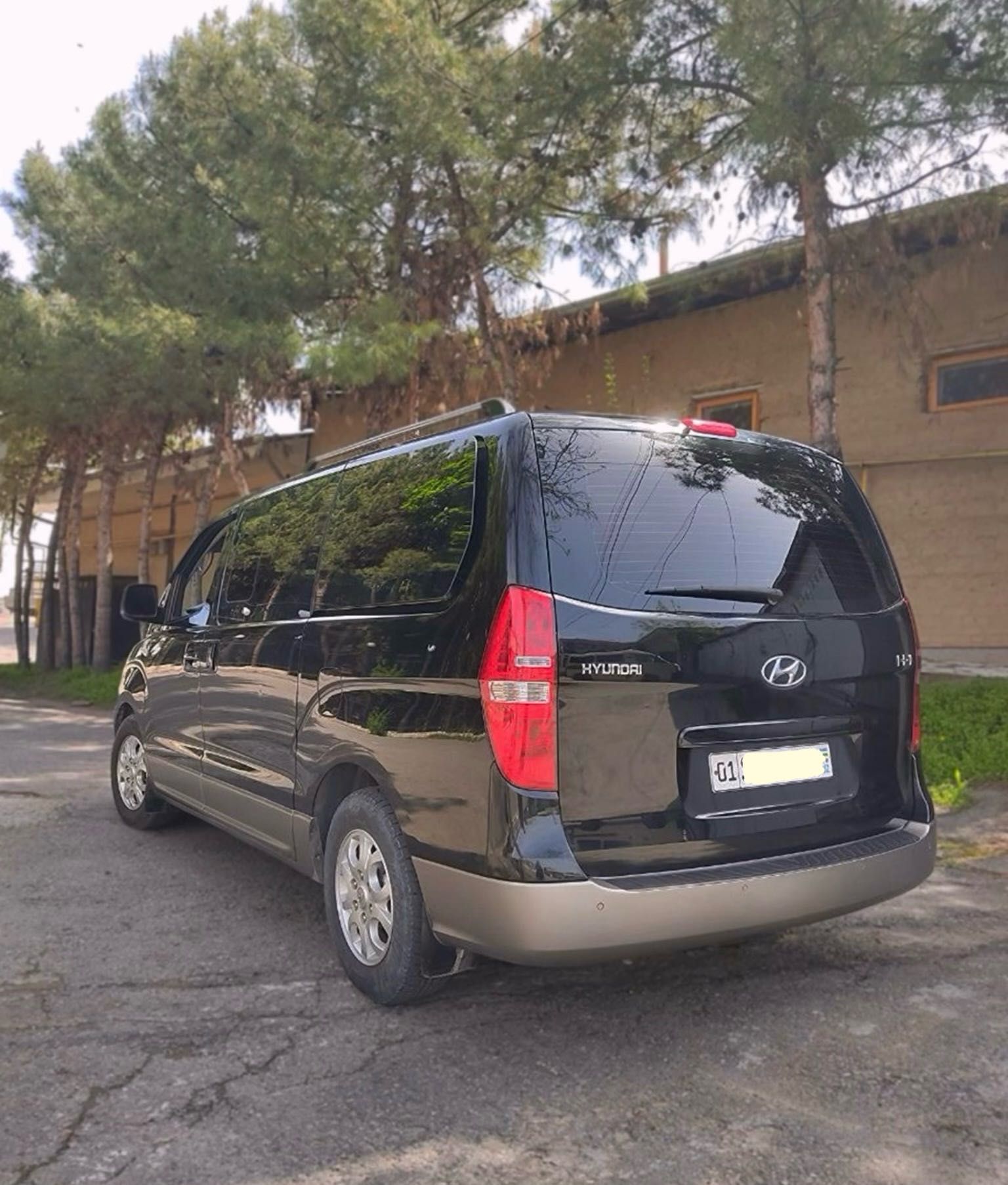 Экскурсии в Самарканд,Амирсай, микроавтобус Hyundai 7мест, трекер