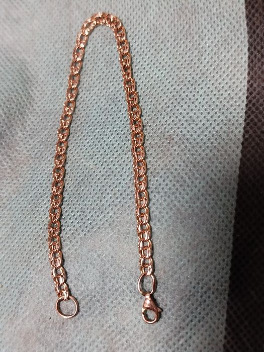 Продам женские золотые браслет России состояние идеальное