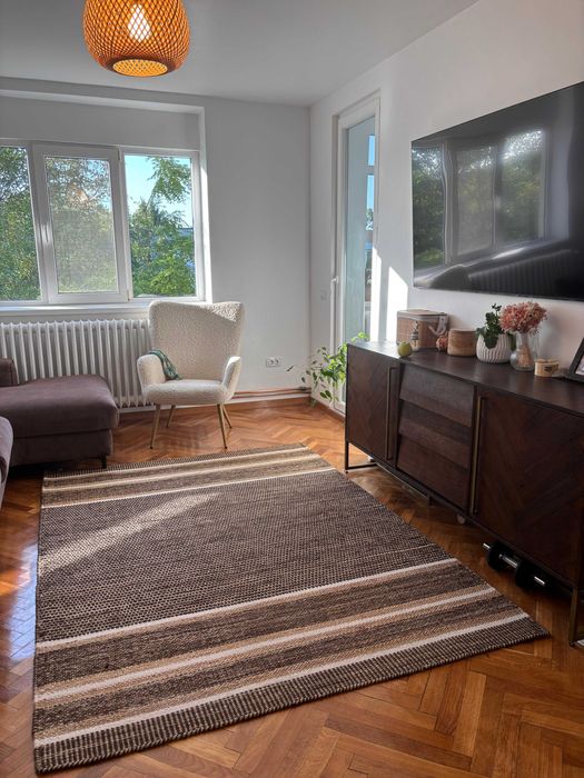 Apartament cu 3 camere la pas de Palas cu parcare