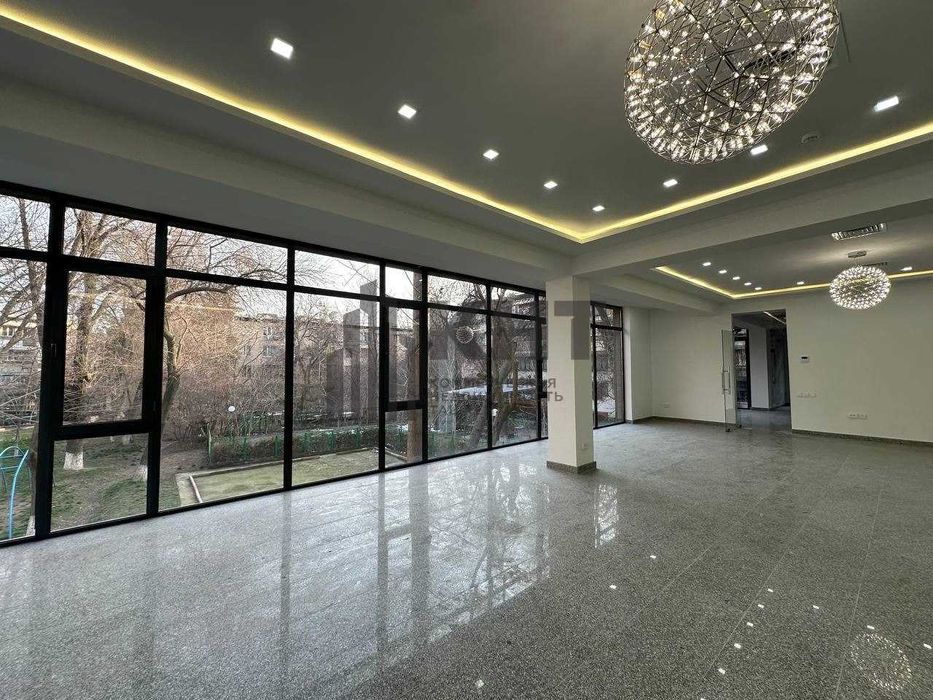 Арендааа отдельно стоящая здания на Ц-1 с площадью 270м2