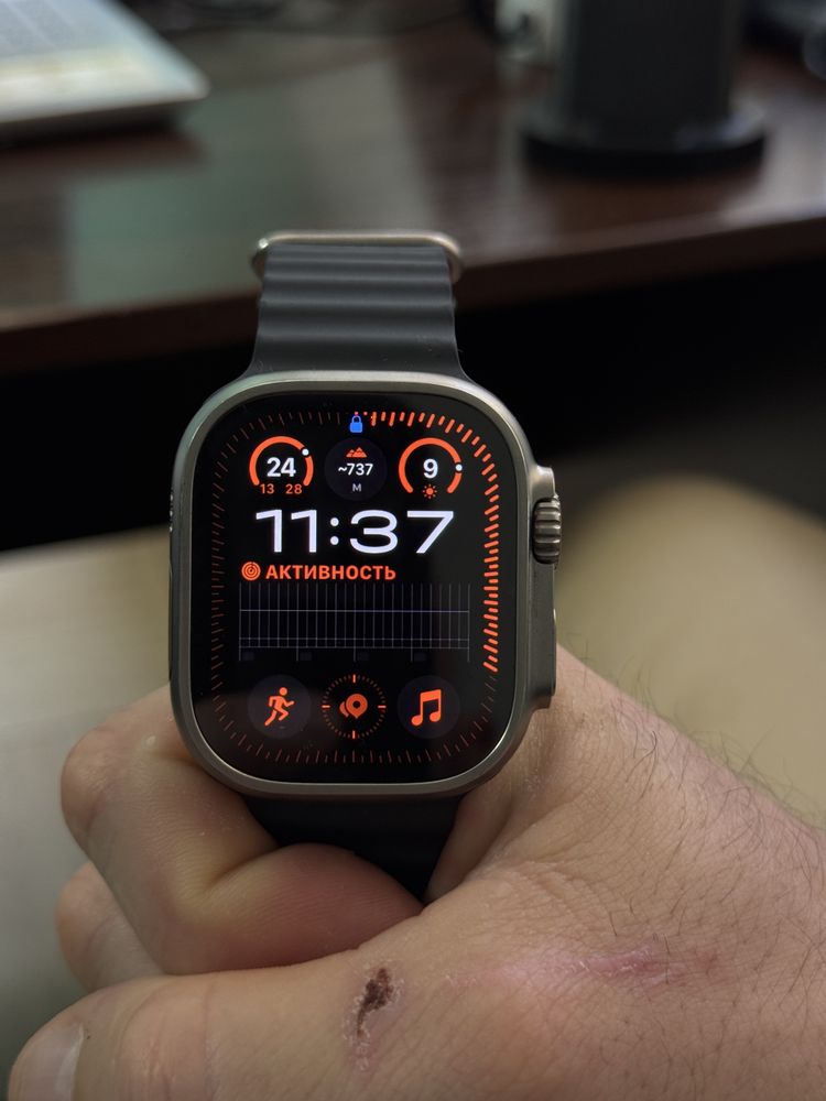 Продам часы Apple Watch Ultra