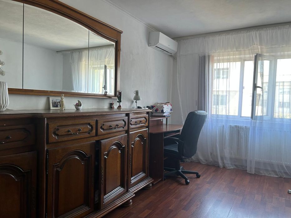 Vand apartament 2 camere 53mp Tecuci Zona industriala
