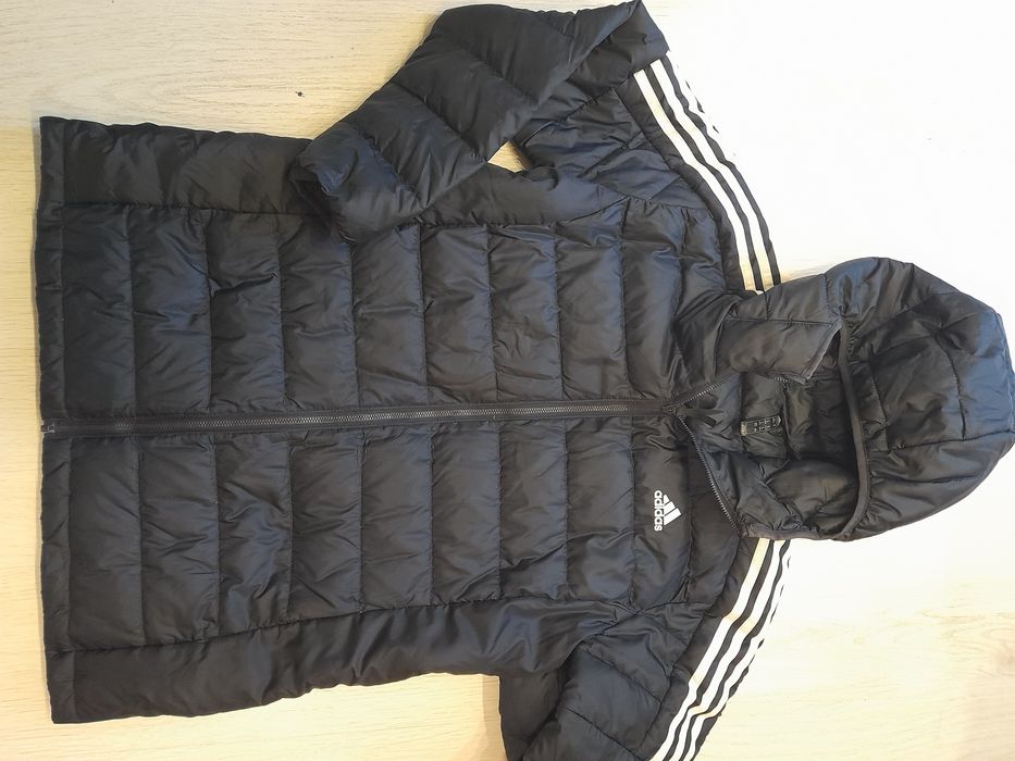 Оригинална шуба на Адидас