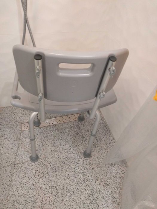 Scaun de duș reglabil din aluminiu și plastic