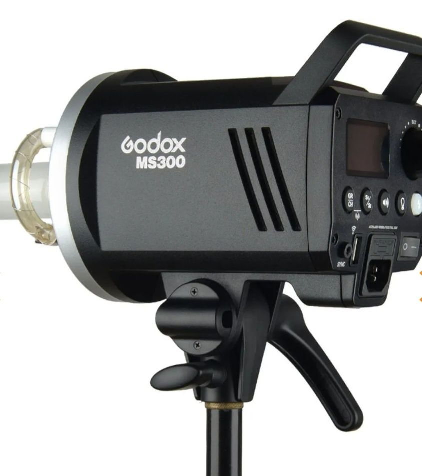De vanzare Blitz studio Godox ms 300 si softbox godox 60x90