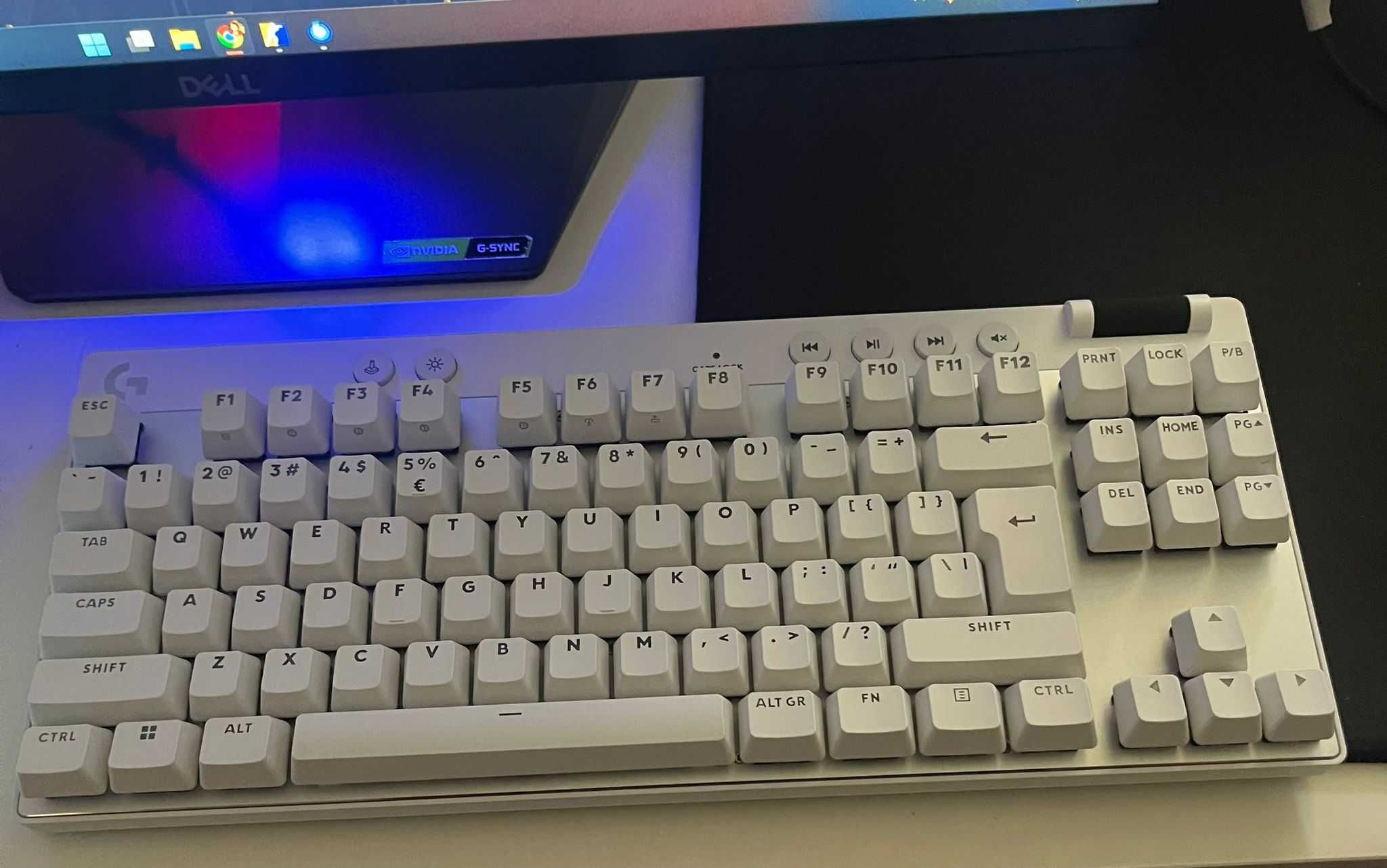 Tastatura Logitech G PRO X TKL RAPID