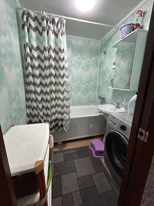 Продам уютную не угловую квартиру