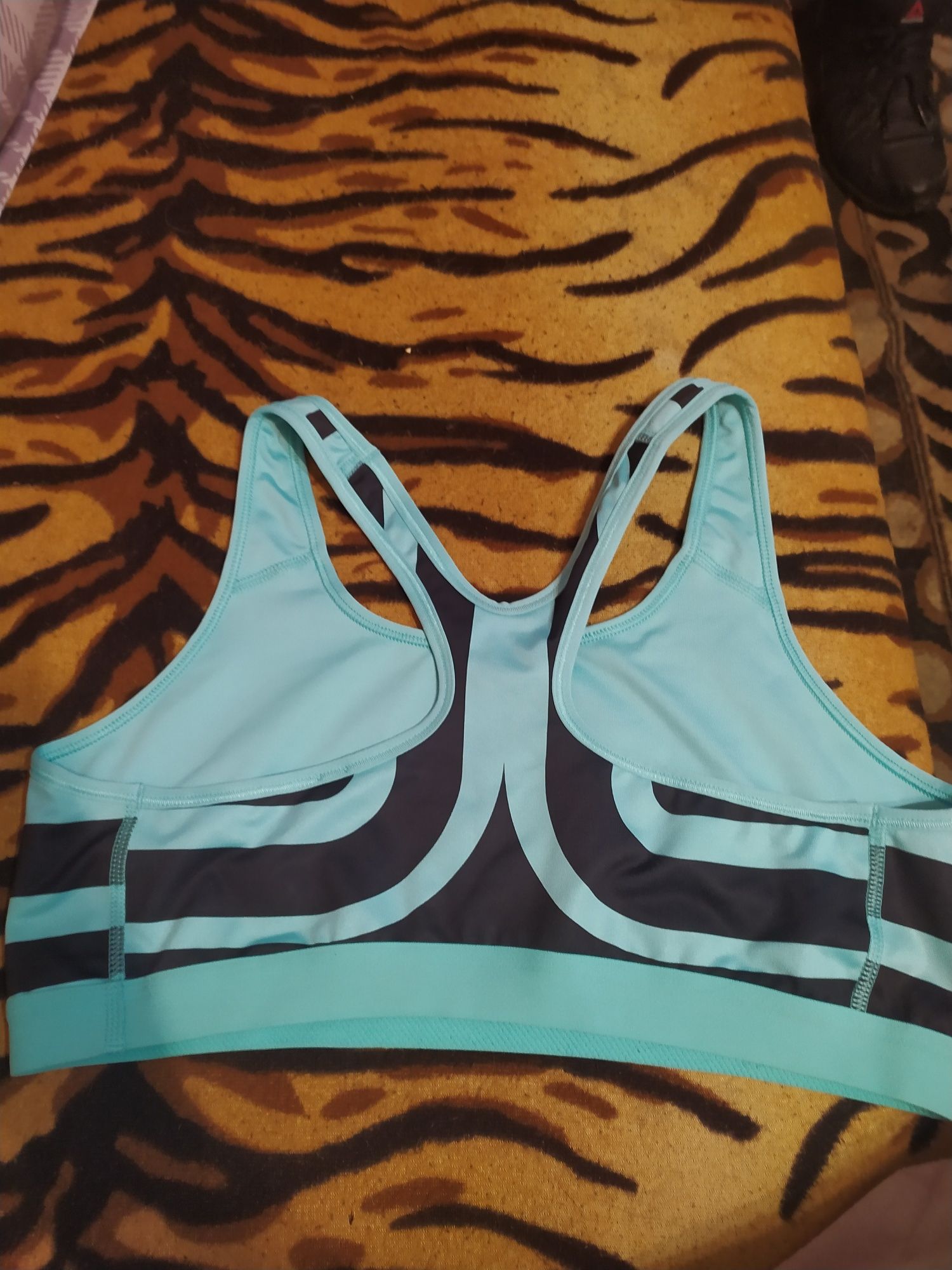Оригинално дамско бюстие Nike, размер XL