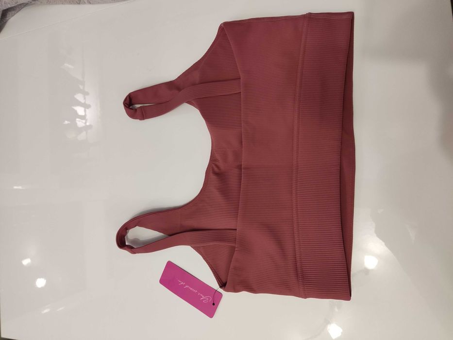 НОВО дамско бюстие 2XL