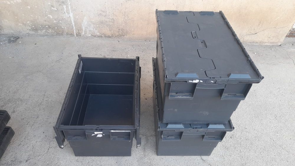Cutii cu capac.  45x60x45