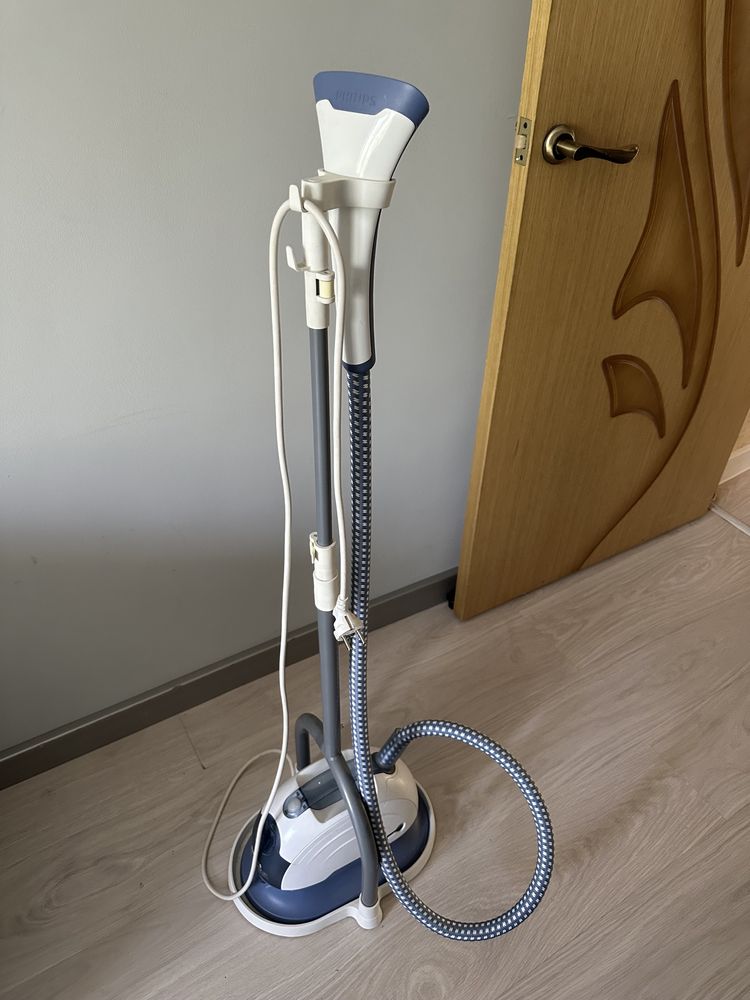 Отпариватель Philips GC.