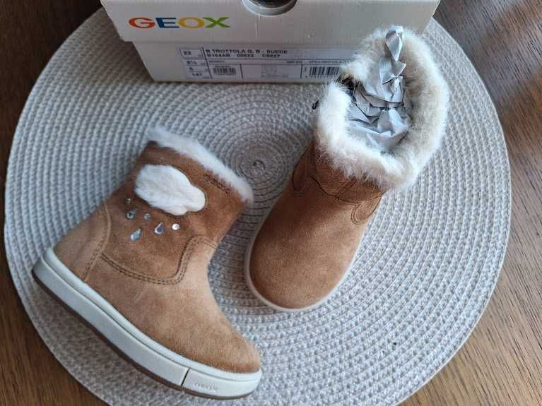 Нови боти/ботуши/апрески на Sorel, UGG, Geox - н. 22