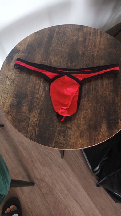 Vand chiloti tsnga pt barbati