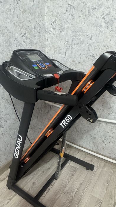 Бегавая дорожка новая в хорошем состоянии новая