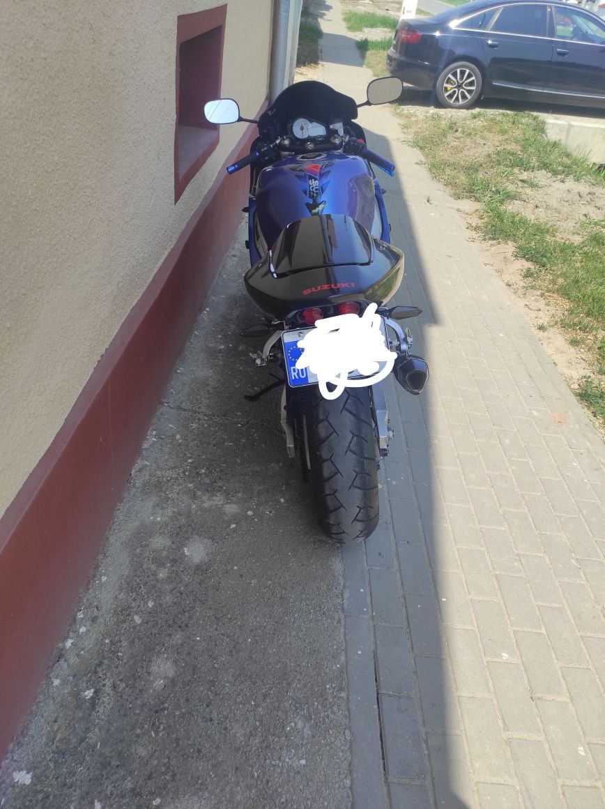 Vând Suzuki GSXR 600