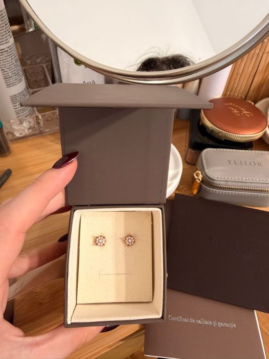 Cercei Teilor aur roz