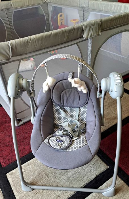 Balansoar bebe muzical Chicco Relax & Play