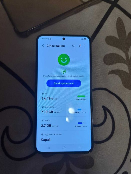 Samsung Galaxy S23 – 128GB, Черен– Буксата за зареждане е за смяна