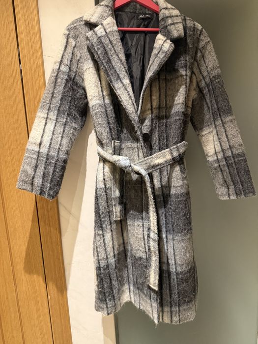 Дамски палта размер М сиво каре и лилаво
