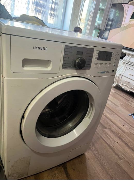 Продам рабочаю стиральную машинку