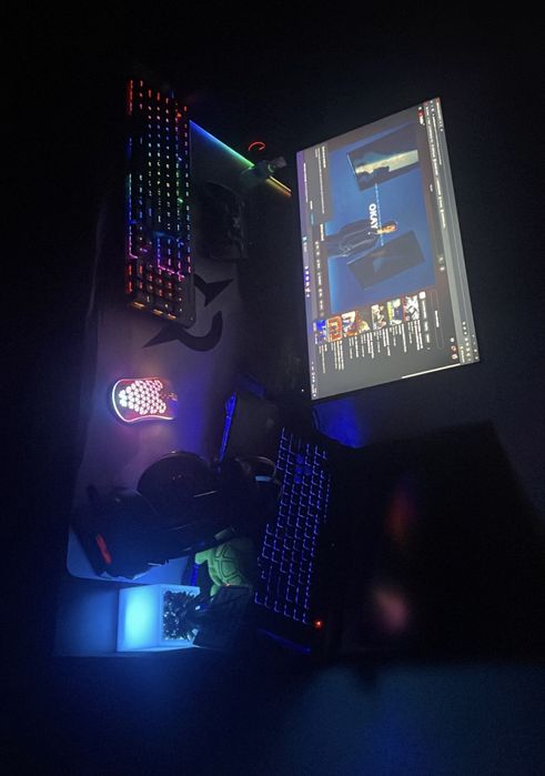 Vând Laptop Asus ROG STRIX G15