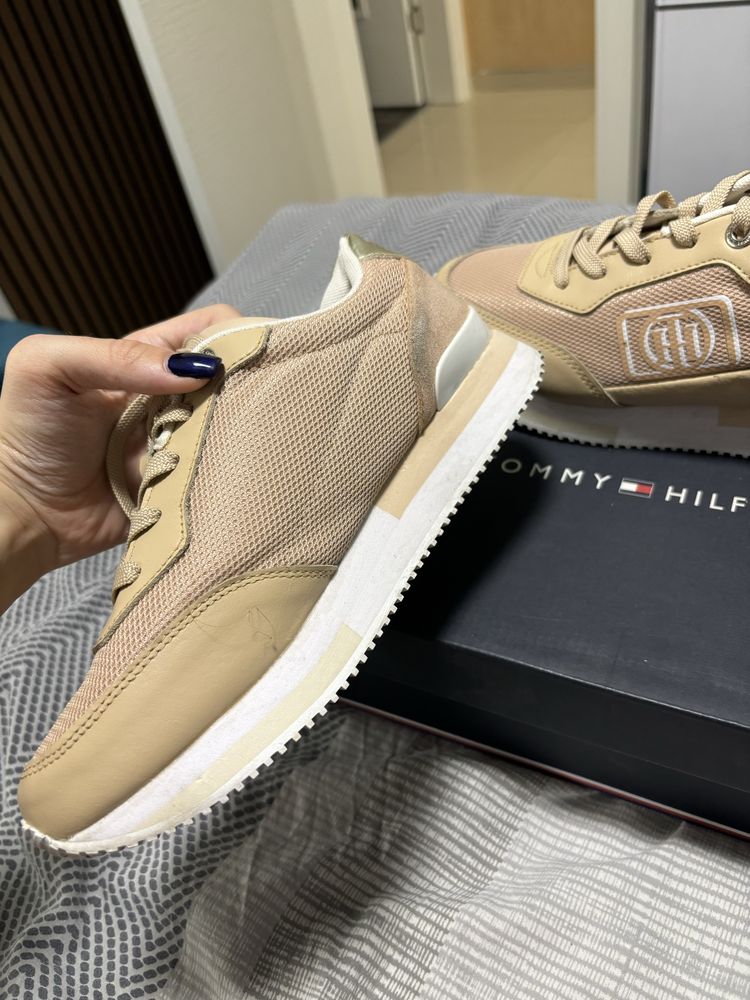 Маратонки Tommy Hilfiger