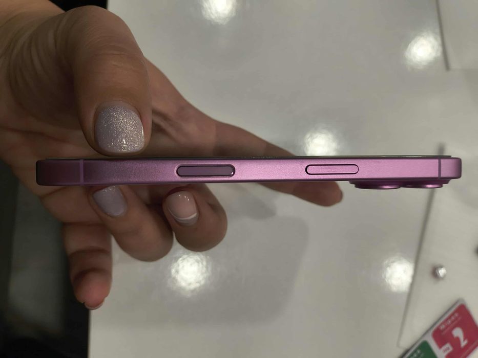 Iphone 16•128GB•Розов