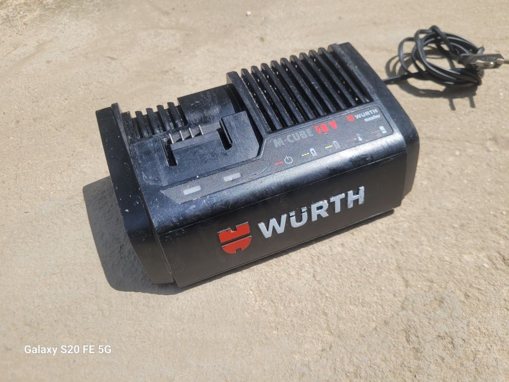 Încărcător Wurth Master M-Cube