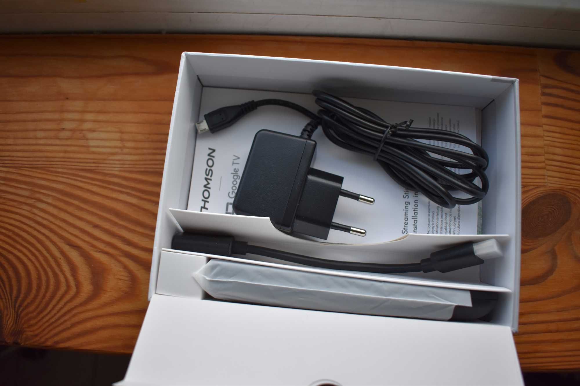 Google TV streaming stick Thomsun