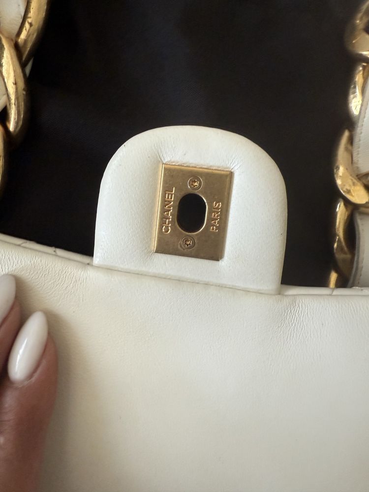 Оригинална чанта Chanel