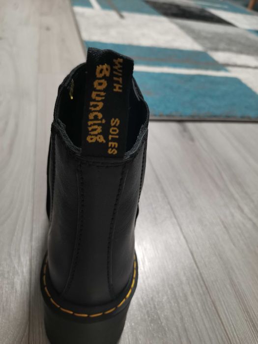 Боти Dr. Martens