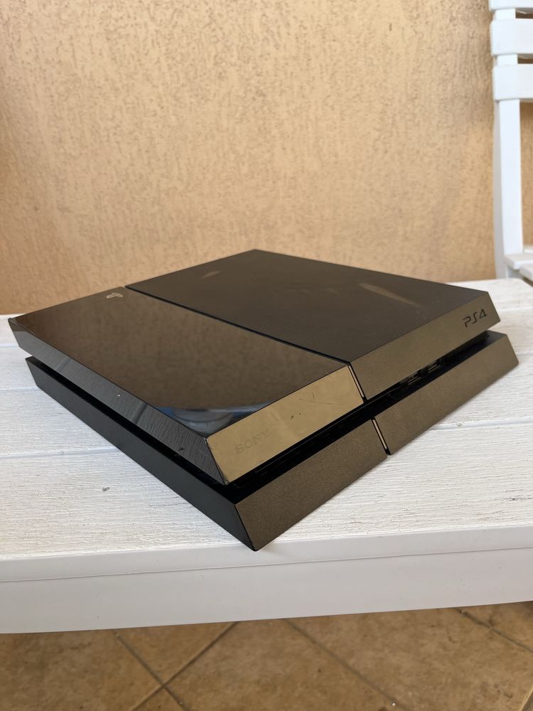 PlayStation 4 500GB